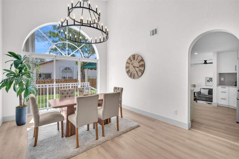 4 bedroom SingleFamilyResidence at 9732 NW 32nd St, Costa Verde Sec 1, Doral — photo 4