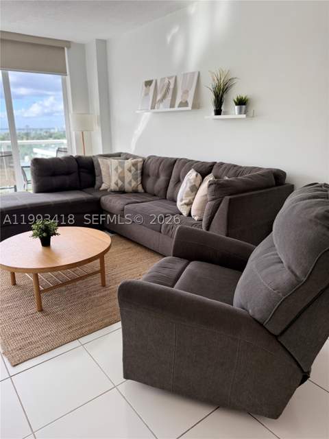 5601 Collins ave 1219, Miami Beach FL - photo 7 of 36