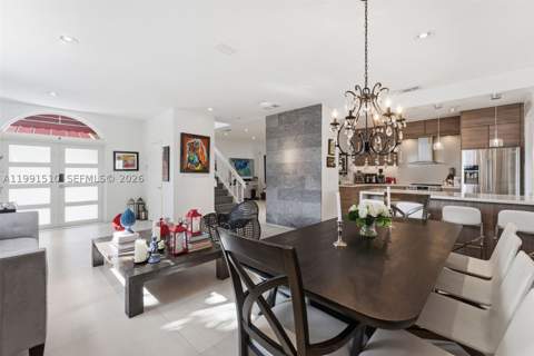 8657 NW 2nd St, Miami FL - photo 7 of 44