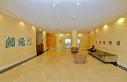 2200 NE 4th Ave 708, Miami FL - photo 10 of 17