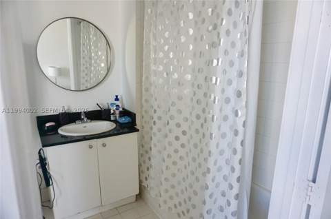 2200 NE 4th Ave 708, Miami FL - photo 8 of 17