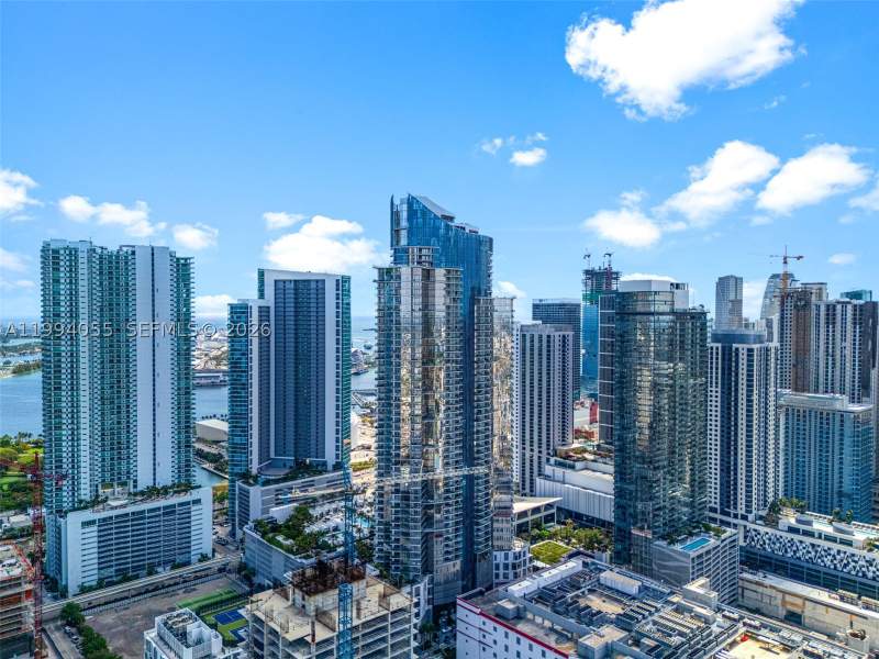 1 bedroom Condominium at 851 NE 1st Ave 1205, Paramount Miami Worldcent, Miami — photo 3