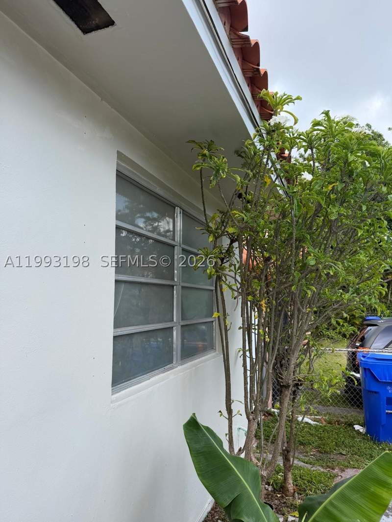 7 bedroom SingleFamilyResidence at 2353 SW 2nd St, Boscoble, Miami — photo 2