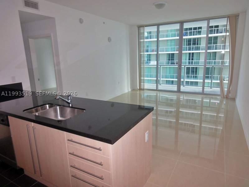 1 bedroom Condominium at 1111 SW 1 Av 1715-N, The Axis On Brickell II C, Miami — photo 4