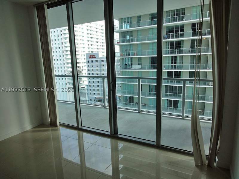 1 bedroom Condominium at 1111 SW 1 Av 1715-N, The Axis On Brickell II C, Miami — photo 5