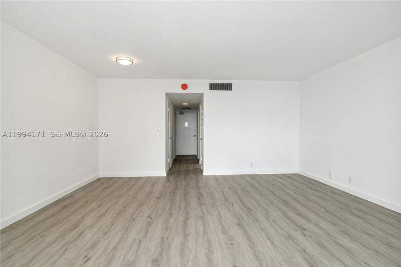 0 bedroom Condominium at 1200 West Ave 528, Mirador 1200 Condo, Miami Beach — photo 5