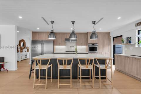 2025 Arch Creek Dr, North Miami FL - photo 8 of 40