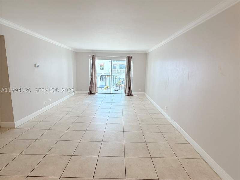 2 bedroom Condominium at 8101 SW 72nd Ave 403W, Granada Dadeland Condo, Miami — photo 4