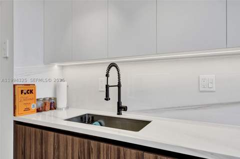 1000 Quayside Ter 707, Miami FL - photo 10 of 47