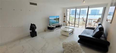 17900 N Bay Rd 408, Sunny Isles Beach FL - photo 12 of 44