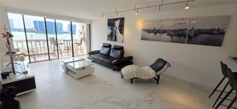 17900 N Bay Rd 408, Sunny Isles Beach FL - photo 14 of 44