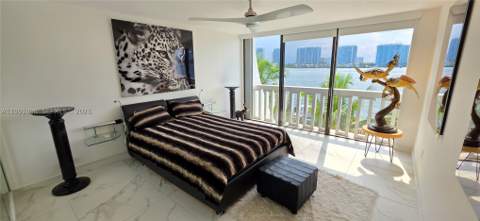 17900 N Bay Rd 408, Sunny Isles Beach FL - photo 20 of 44