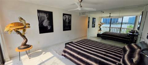 17900 N Bay Rd 408, Sunny Isles Beach FL - photo 22 of 44