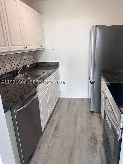 2000 NE 135th St 601, North Miami FL - photo 8 of 27