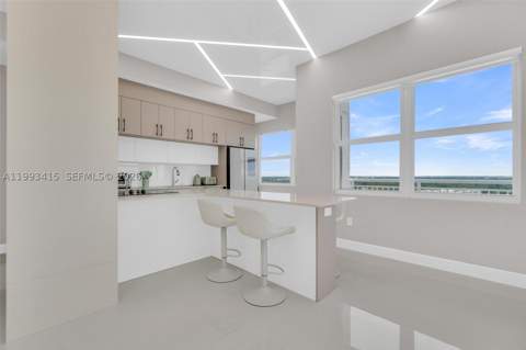 18011 Biscayne Blvd Ph04, Aventura FL - photo 7 of 49