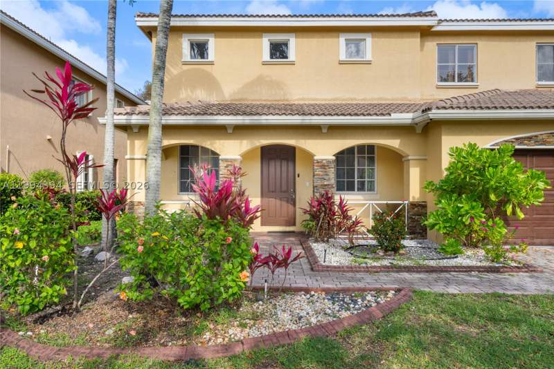 4 bedroom SingleFamilyResidence at 20507 NW 9th Ave, Sport Acres, Miami Gardens — photo 3