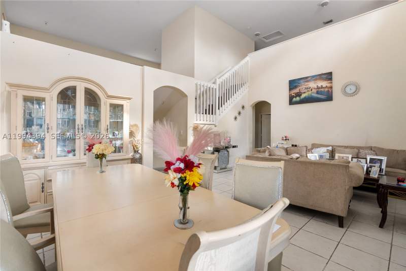 4 bedroom SingleFamilyResidence at 20507 NW 9th Ave, Sport Acres, Miami Gardens — photo 4