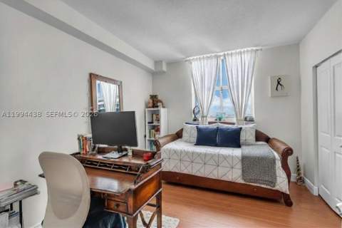 1250 S Miami Ave 3206, Miami FL - photo 8 of 18