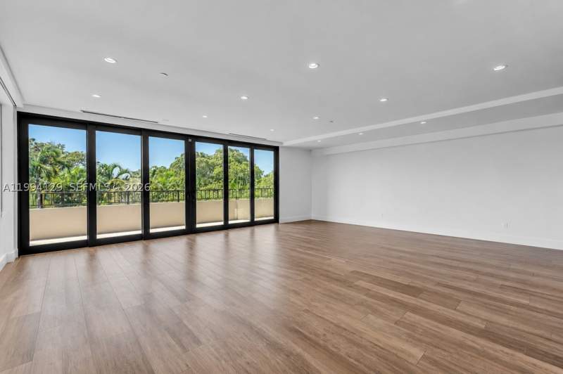3 bedroom Condominium at 151 Crandon Blvd 345, The Emeraldbay @ Key Colo, Key Biscayne — photo 4