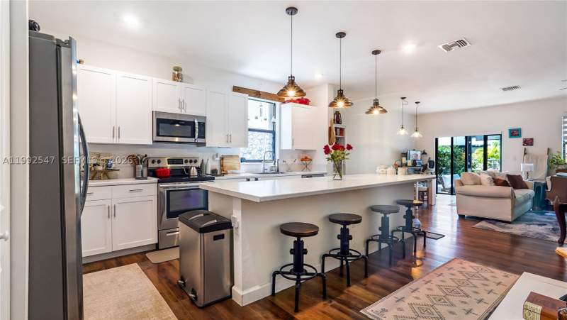 4 bedroom Townhouse at 25060 SW 108th Ave, S Allapattah Gardens, Homestead — photo 4