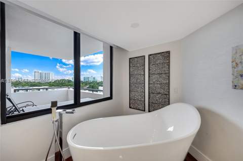 1581 Brickell Ave 506, Miami FL - photo 10 of 42