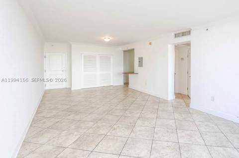 401 69th St 505, Miami Beach FL - photo 11 of 18