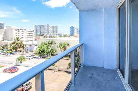 401 69th St 505, Miami Beach FL - photo 17 of 18