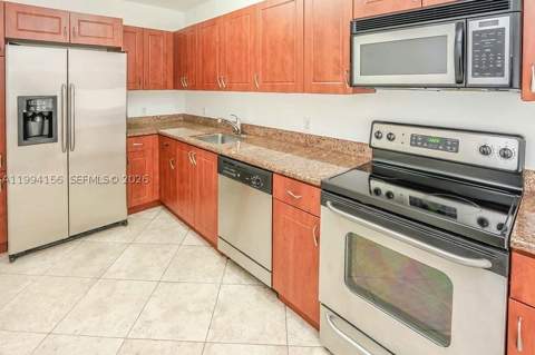 401 69th St 505, Miami Beach FL - photo 9 of 18