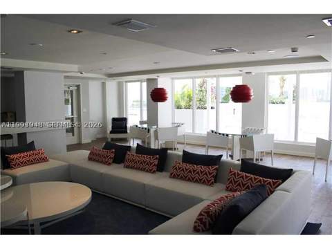4250 Biscayne Blvd 815, Miami FL - photo 9 of 29