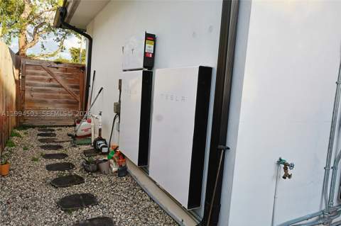 10804 NW 2nd Ave, Miami Shores FL - photo 14 of 39