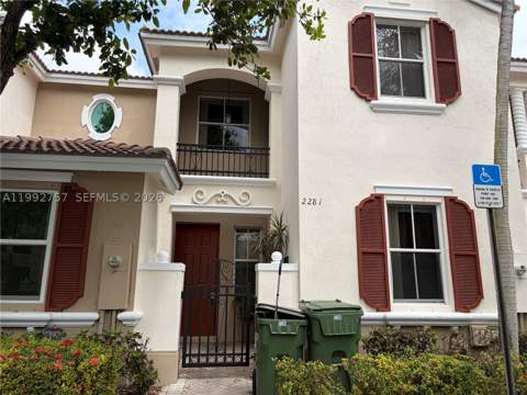 2281 NE 42nd Ave, Homestead FL - photo 7 of 42