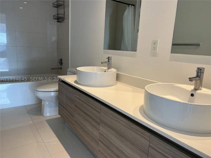 2 bedroom Condominium at 121 NE 34th St 1207, 3401 MIDTOWN CONDO, Miami — photo 2