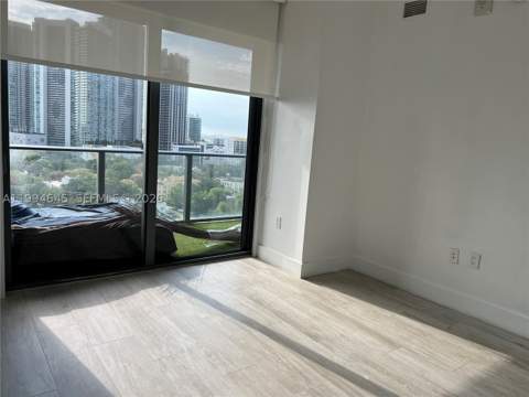 121 NE 34th St 1207, Miami FL - photo 6 of 38