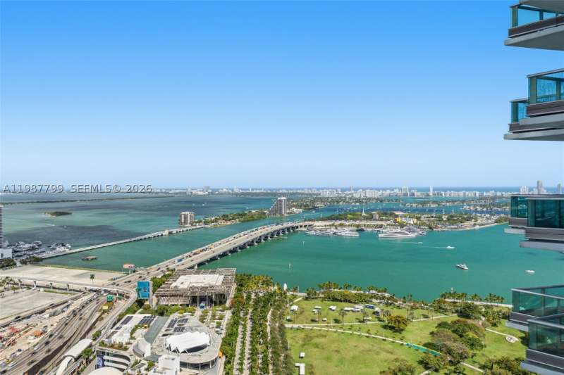 2 bedroom Condominium at 900 Biscayne Blvd 4308, 900 BISCAYNE BAY CONDO, Miami — photo 2