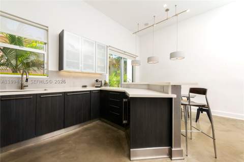 361 Jefferson Ave 3, Miami Beach FL - photo 6 of 20