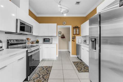 6502 SW 157th Ct, Miami FL - photo 8 of 51