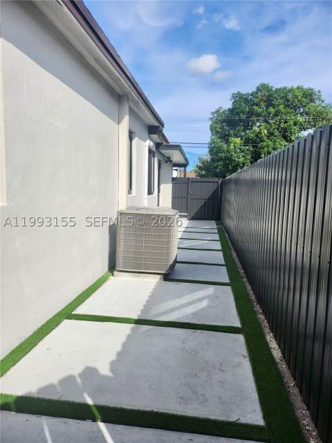 201 SW 62nd Ave, Miami FL - photo 16 of 24