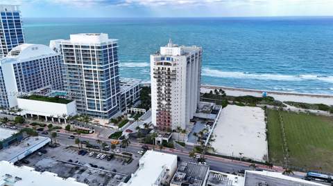 6767 Collins Ave 504, Miami Beach FL - photo 20 of 31