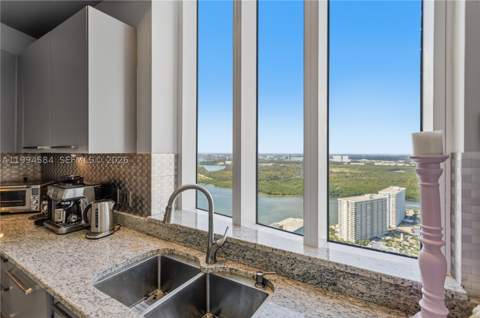 15811 Collins Ave 4004, Sunny Isles Beach FL - photo 16 of 50