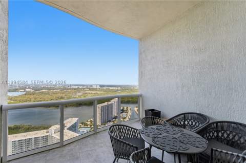 15811 Collins Ave 4004, Sunny Isles Beach FL - photo 17 of 50