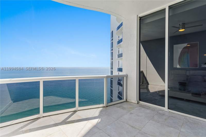 3 bedroom Condominium at 15811 Collins Ave 4004, Tdr Tower III Condo, Sunny Isles Beach — photo 2