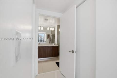 5300 Paseo Blvd 1803, Doral FL - photo 19 of 63