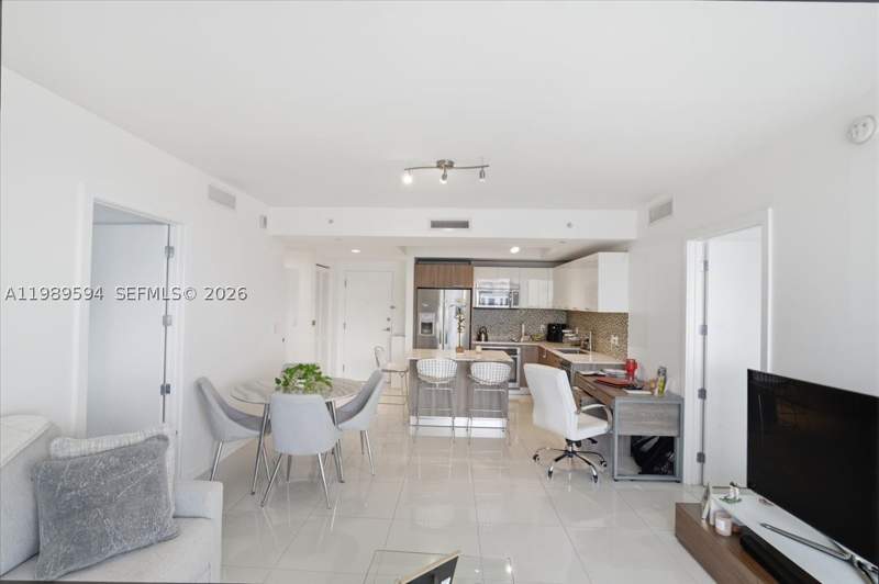 2 bedroom Condominium at 5300 Paseo Blvd 1803, 5252 Paseo Condo, Doral — photo 4