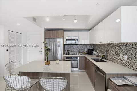 5300 Paseo Blvd 1803, Doral FL - photo 7 of 63