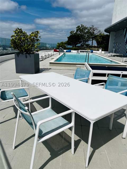 45 SW 9th St 2004, Miami FL - photo 23 of 28