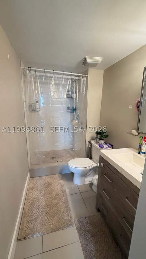 13499 Biscayne Blvd 805, North Miami FL - photo 17 of 20