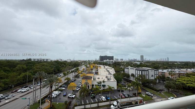 2 bedroom Condominium at 13499 Biscayne Blvd 805, Sailboat Cay Condo, North Miami — photo 2