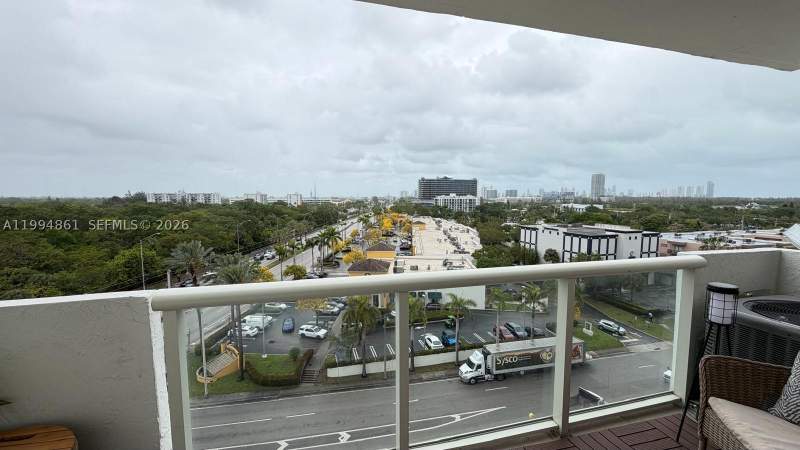 2 bedroom Condominium at 13499 Biscayne Blvd 805, Sailboat Cay Condo, North Miami — photo 3