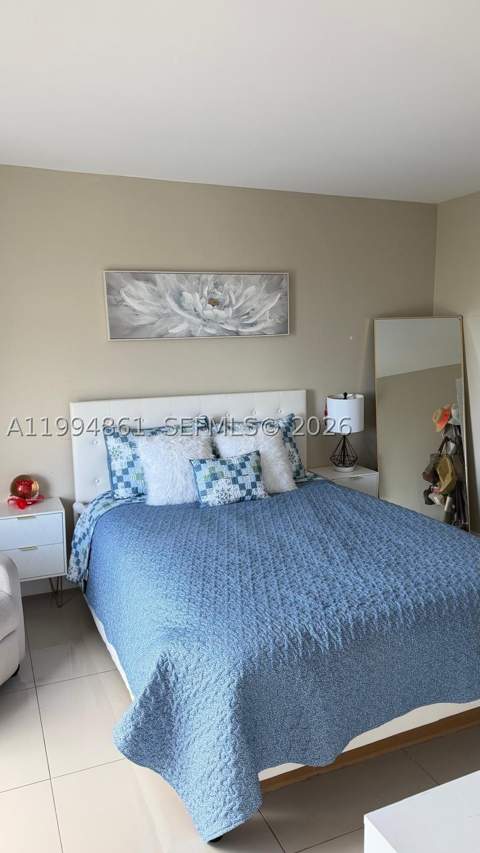 13499 Biscayne Blvd 805, North Miami FL - photo 6 of 20