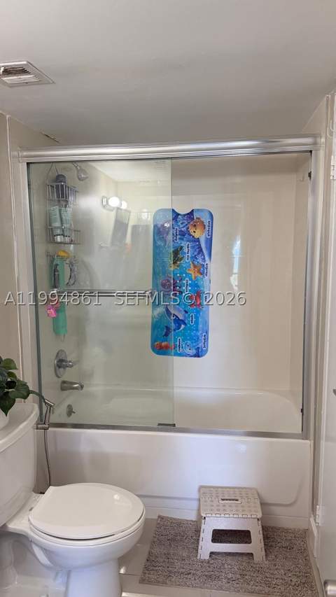 13499 Biscayne Blvd 805, North Miami FL - photo 8 of 20